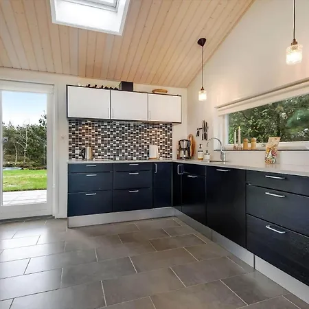 C11585-hemmet-graevlingevej-24 *